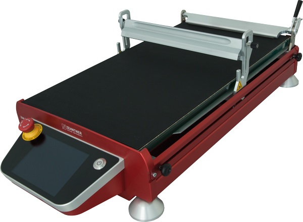 ZAA2600.A_printing_blanket_side_up_weight_on_top_600
