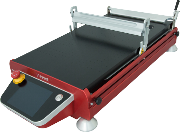 ZAA2600.A_with_ACC121_weight_on_top_600